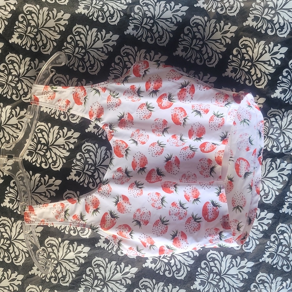 Swim top - Picture 3 of 4